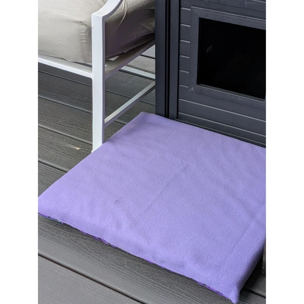 Double Sided Pet Bed – Black Cat Cotton, Lavender Fleece (20 x 22)
